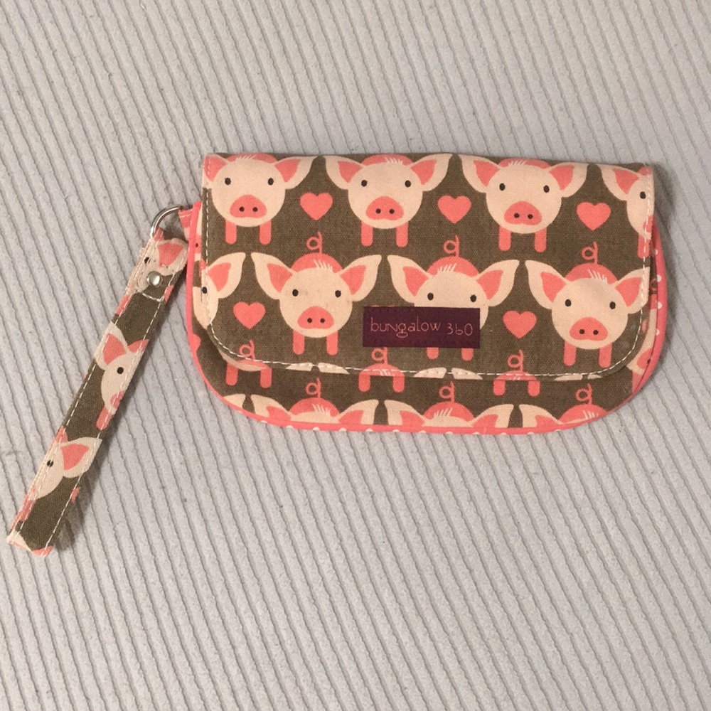 Bungalow 360, Pig Print, Wristlet